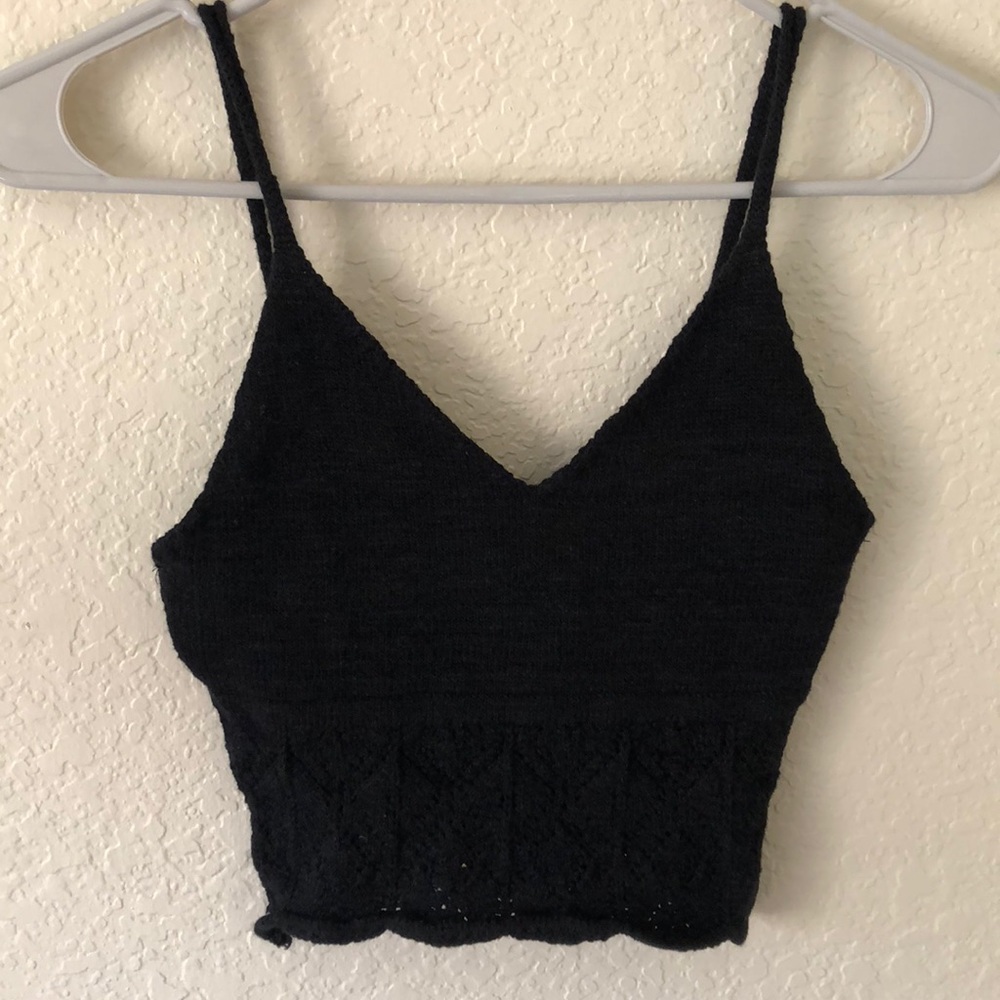 Black crop top